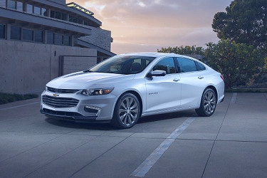 Used 2018 Chevrolet Malibu Hybrid Review | Edmunds